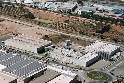 2005-2006-SEALED-AIR-VITEMBAL-planta-produccion-almacenaje-y-oficinas-3